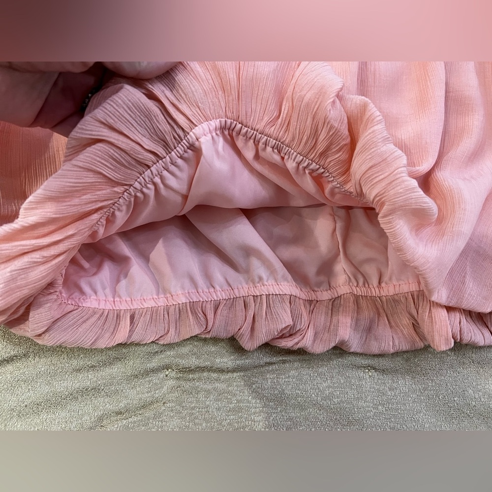 Moving sale! 🛍️ HYFVE Light Pink Peasant Top - Picture 3 of 6